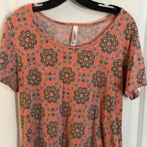 Lularoe orange geometric top